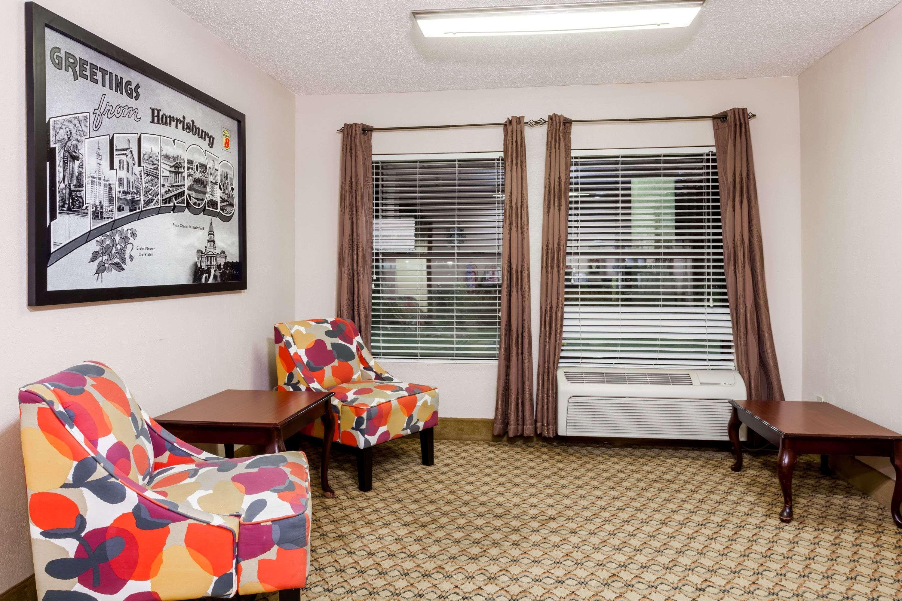 Super 8 By Wyndham Harrisburg Hotel Eksteriør billede