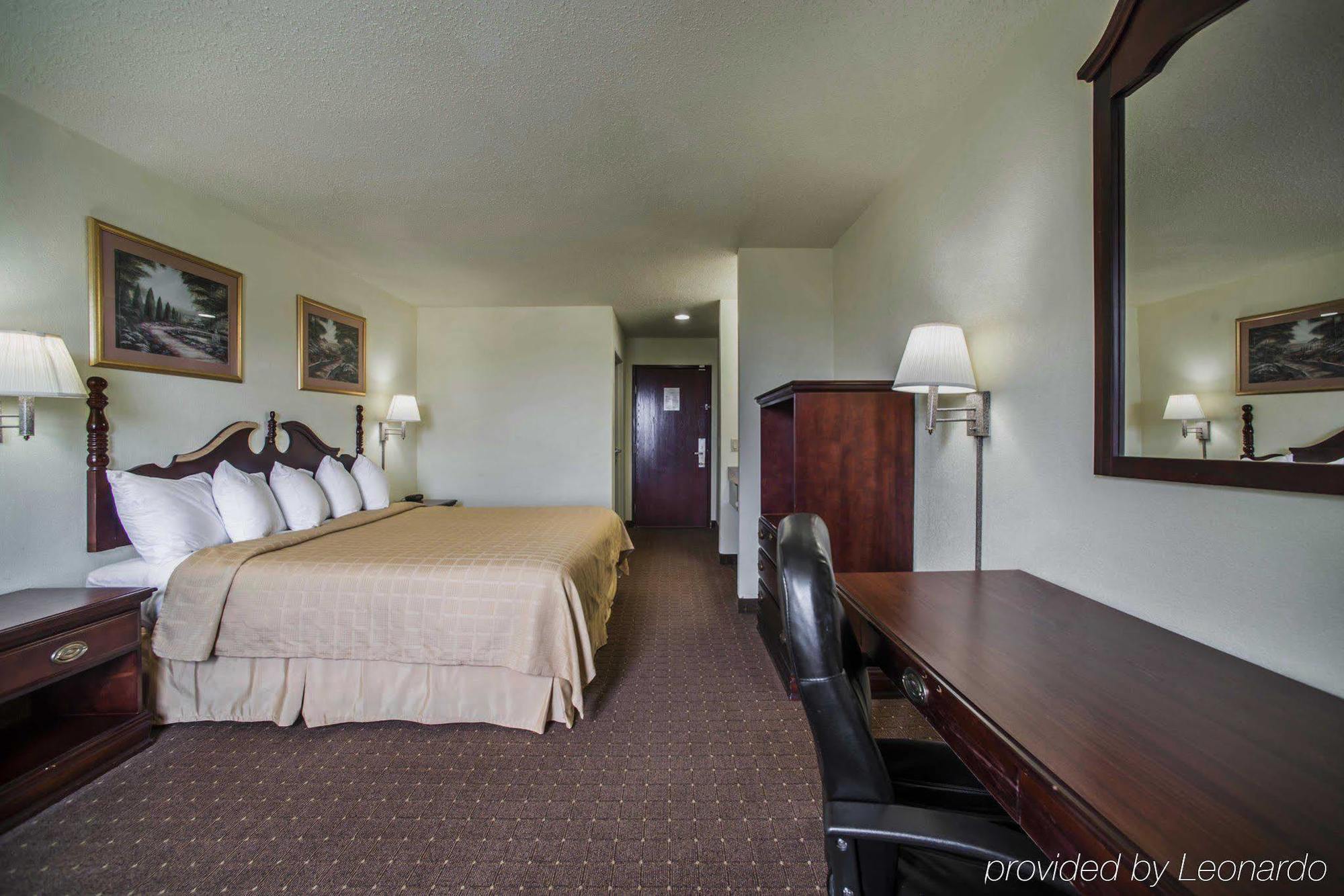 Super 8 By Wyndham Harrisburg Hotel Eksteriør billede